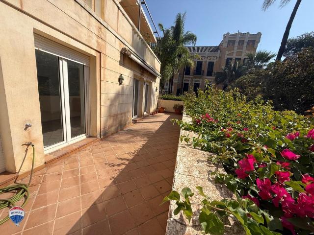 Piso en venta en Este, Málaga