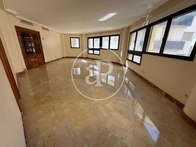 Piso en venta en Casco Antiguo - Santa Cruz - Ayuntamiento, l'Alacantí