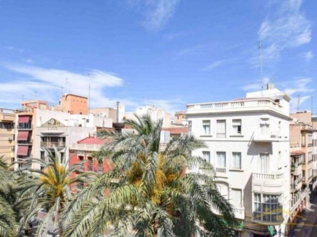 Piso en venta en Elche, Pataes