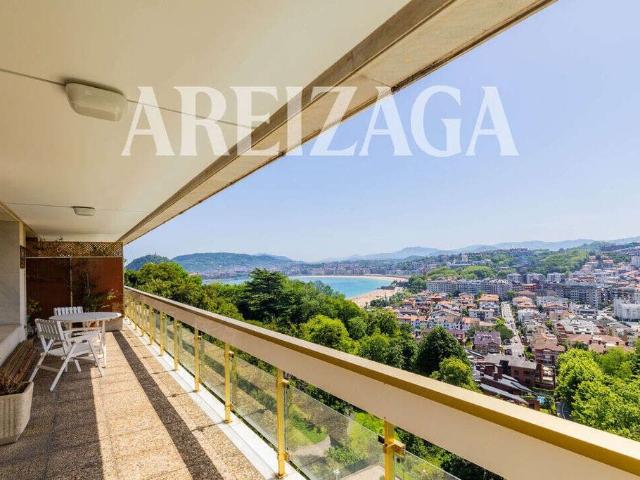 Piso en venta en Mendebaldea, Donostia-san Sebastián