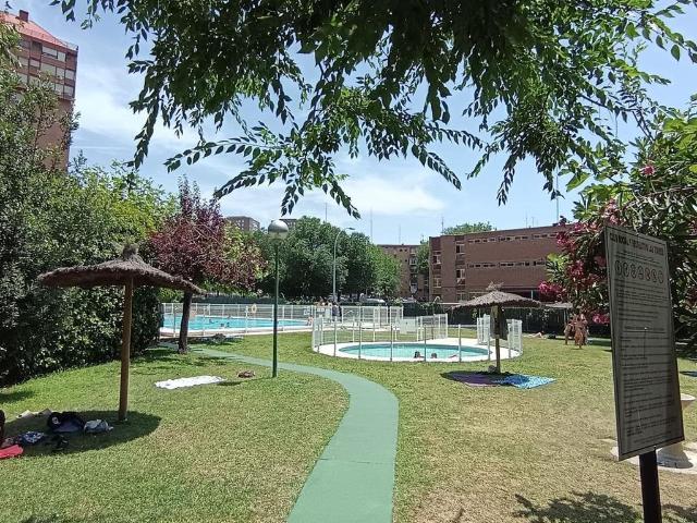 Piso en venta en Moratalaz, Madrid
