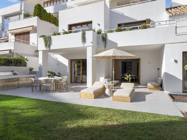 Piso en venta en Nueva Andalucía, Costa del Sol Occidental