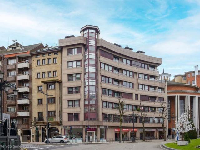Piso en venta en Llamaquique, Oviedo