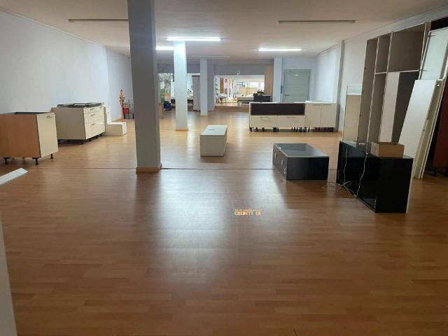 Oficina en venta en Coiro, O Morrazo