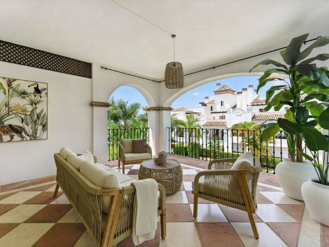 Piso en alquiler en El Vicario, Costa del Sol Occidental