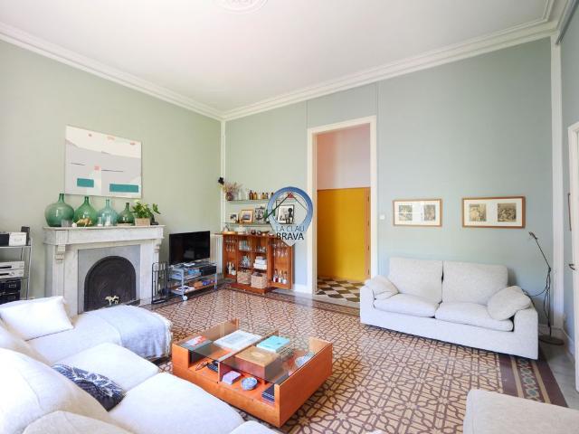 Piso en venta en Barri Vell, Gironès