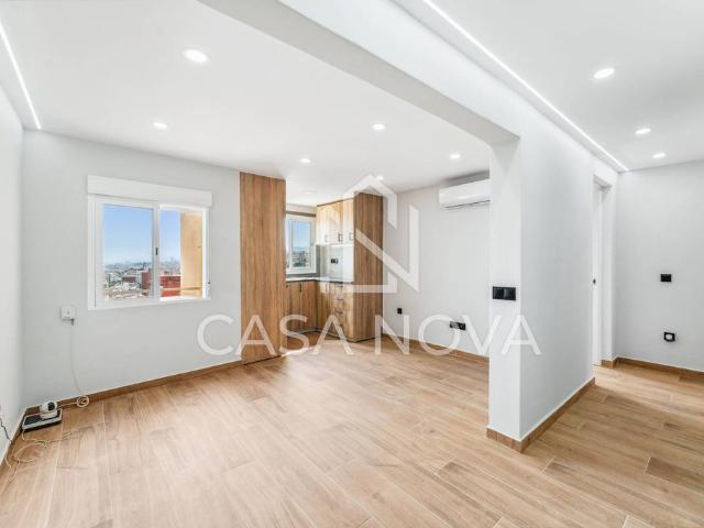 Piso en venta en Barcelona, Can Baró