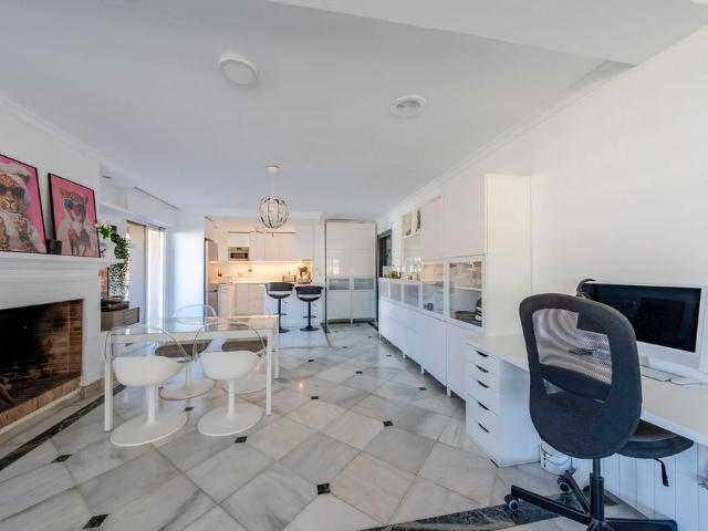 Piso en venta en Divina Pastora, Costa del Sol Occidental