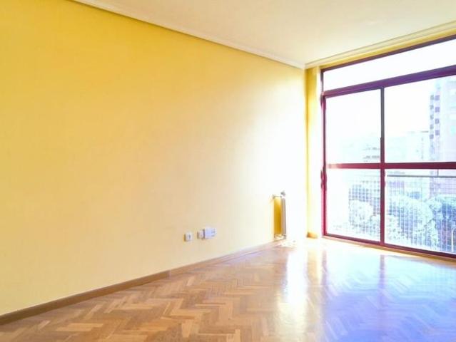 Piso en venta en Ciudad Lineal, Madrid