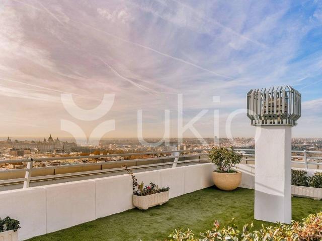 Piso en alquiler en Medina-sidonia, Madrid