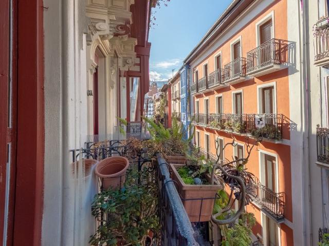 Piso en venta en Ibaiondo, Bilbao