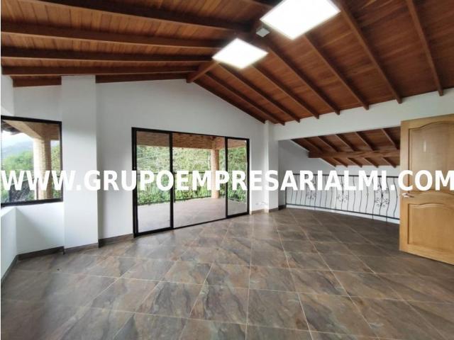 Piso de lujo en alquiler en Envigado, Colombia