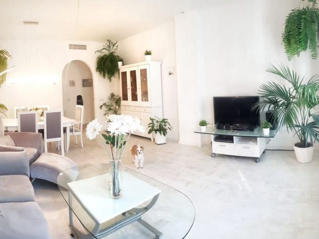 Piso en alquiler en Barrio Alto, Marbella