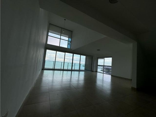 Piso de lujo en venta en Bella Vista, Panamá