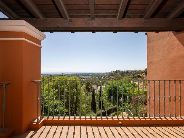 Piso en venta en Benahavís, Málaga