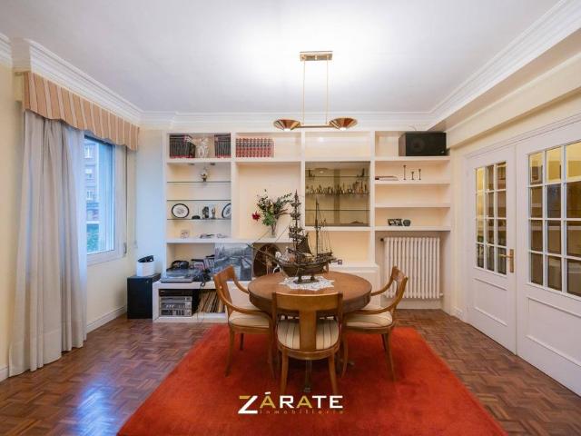 Piso en venta en Abando, Bilbao