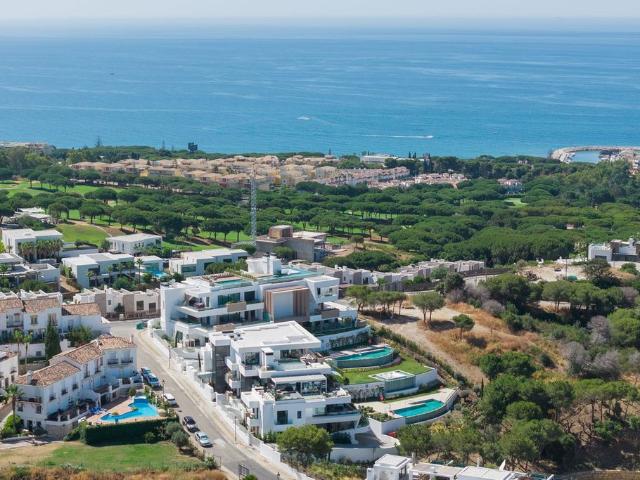 Piso en venta en Artola, Costa del Sol Occidental