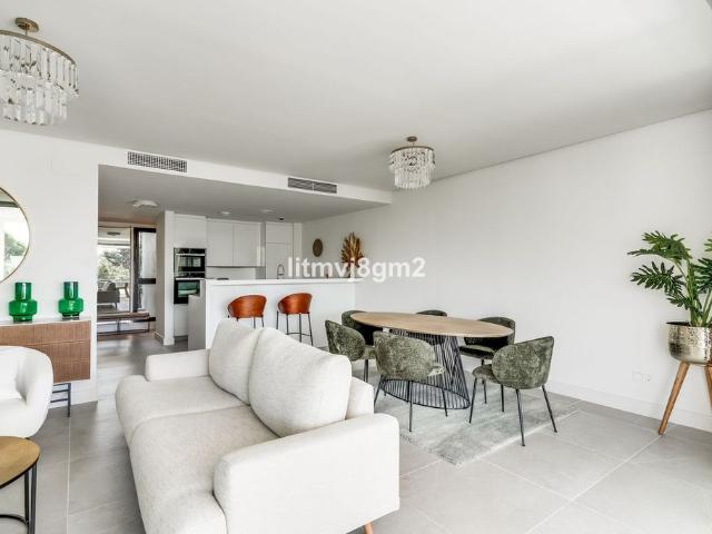 Piso en venta en Artola, Costa del Sol Occidental