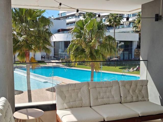 Piso en venta en Barriada Islas Canarias, Costa del Sol Occidental