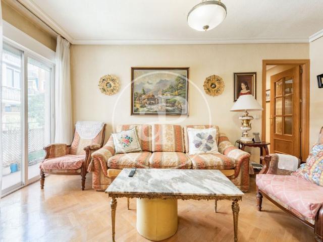 Piso en venta en Ciudad Lineal, Madrid