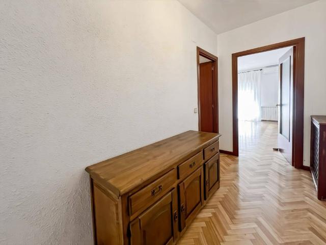 Piso en venta en Moratalaz, Madrid