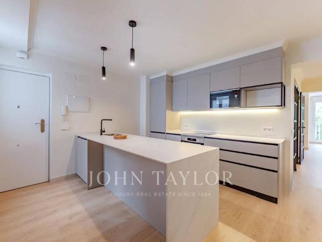 Piso en venta en Medina-sidonia, Madrid