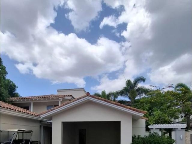 Piso de lujo en venta en Río Hato, Panamá