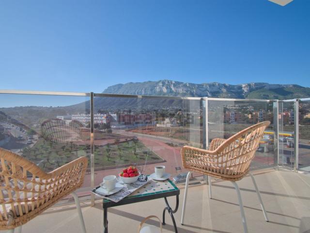 Ático en alquiler en Barri Saladar, Dénia