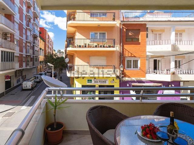 Piso en venta en Barri Port / Centre, Dénia