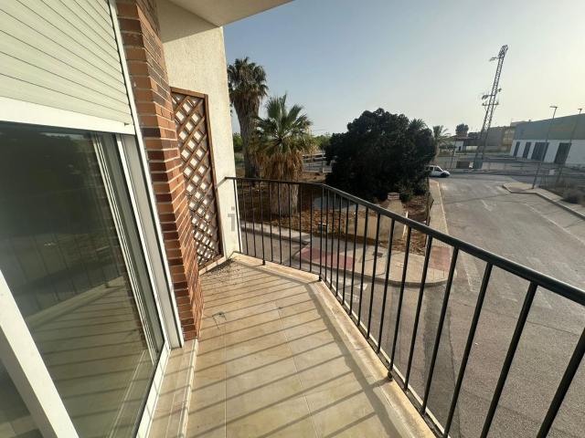 Piso en alquiler en Dolores