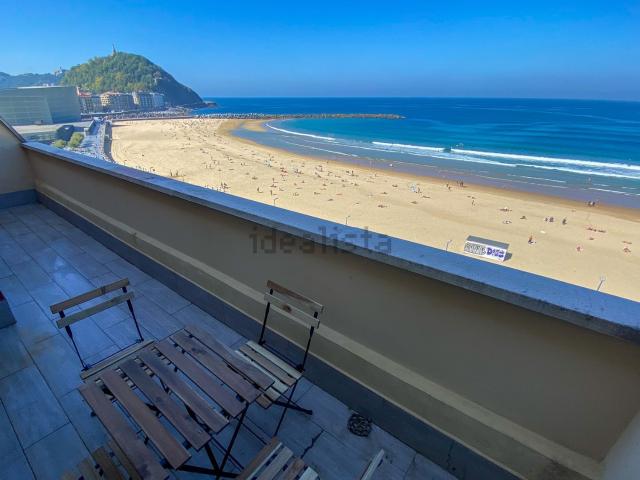 Ático en alquiler en Ipar-Ekialdea, Donostia-san Sebastián
