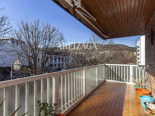 Piso en venta en Mendebaldea, Donostia-san Sebastián