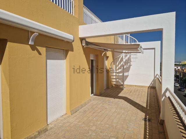 Ático en venta en Dos Hermanas, Sevilla