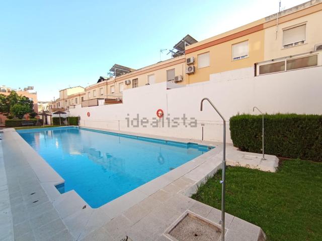 Dúplex en venta en Dos Hermanas, Sevilla