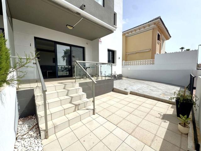 Piso en venta en Urbanización Doña Pepa, el Baix Segura / La Vega Baja