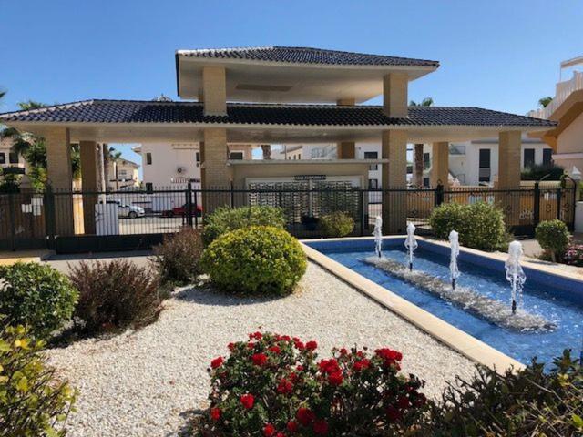 Dúplex en alquiler en Urbanización Doña Pepa, el Baix Segura / La Vega Baja