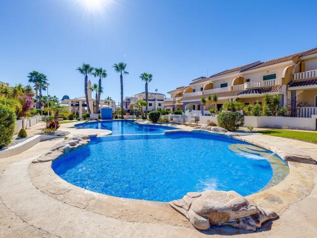 Dúplex en venta en Urbanización Doña Pepa, el Baix Segura / La Vega Baja