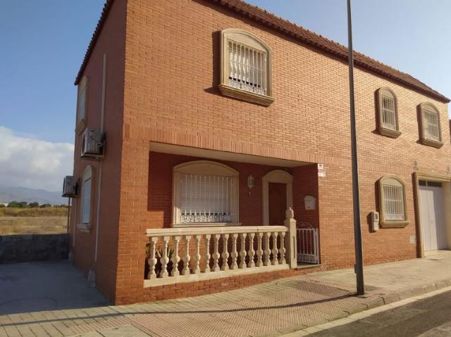 Dúplex en venta en Almería, Andalucía