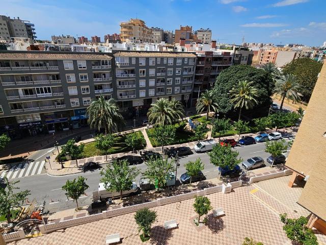 Piso en venta en Urbanització L'Almadrava, l'Alacantí