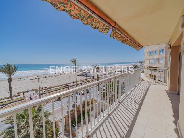Piso en venta en Platja de Mutxavista, l'Alacantí