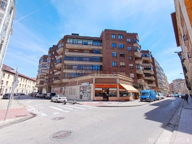 Piso en venta en Burgos, Los Pisones