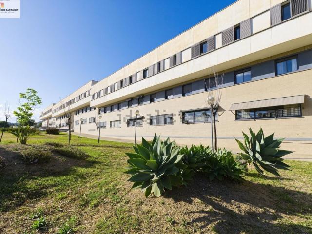 Dúplex en venta en Puerto de la Torre, Málaga-Costa del Sol