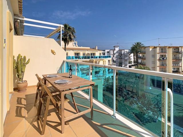 Ático en alquiler en les Marines, la Marina Alta