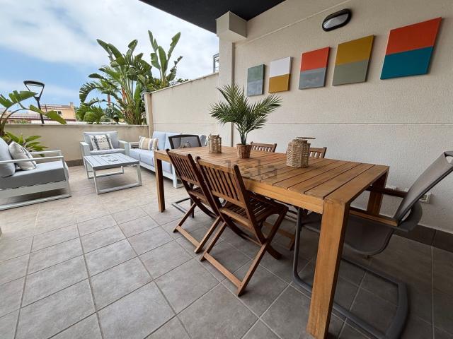 Piso en alquiler en les Marines, Dénia