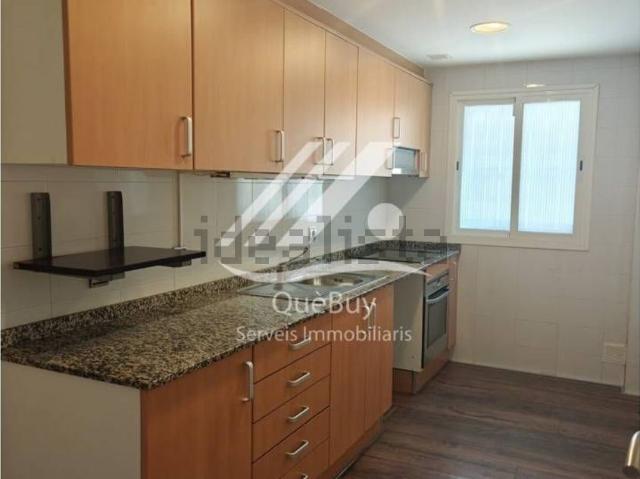 Piso en venta en El Pla De Santa Maria