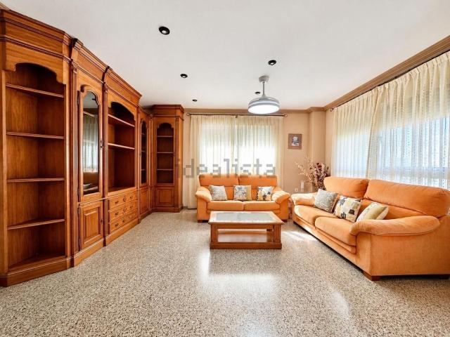 Piso en venta en Las Trescientas, el Vinalopó Mitjà / El Vinalopó Medio
