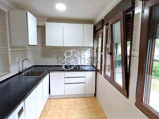 Piso en venta en Azkue, Elgoibar