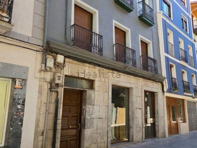 Piso en venta en Azkue, Elgoibar