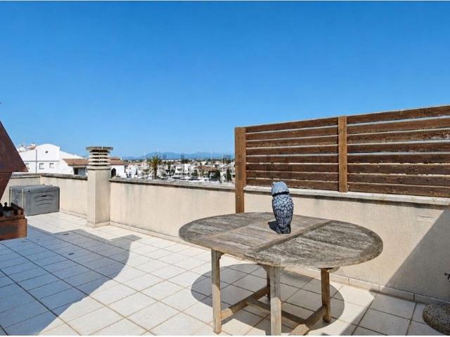 Dúplex en venta en Empuriabrava, Alt Empordà