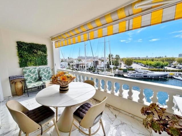 Dúplex en venta en Empuriabrava, Alt Empordà
